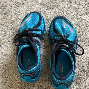 Brooks Pure Drift Running Shoe